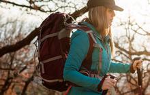 Perlengkapan Mendaki Gunung Wanita, Ini Tips dan Peralatan Wajib untuk Petualangan Aman