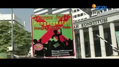Walau telah mengantongi ijazah S1, para pegawai ini masih berstatus honorer. 