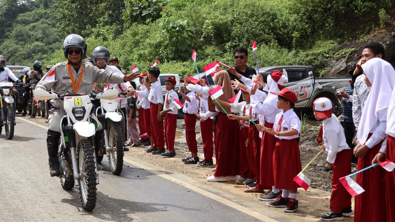 Giatkan Turdes, Sahbirin Noor Resmikan Jalan Bebas Hambatan Banjarbaru-Batulicin