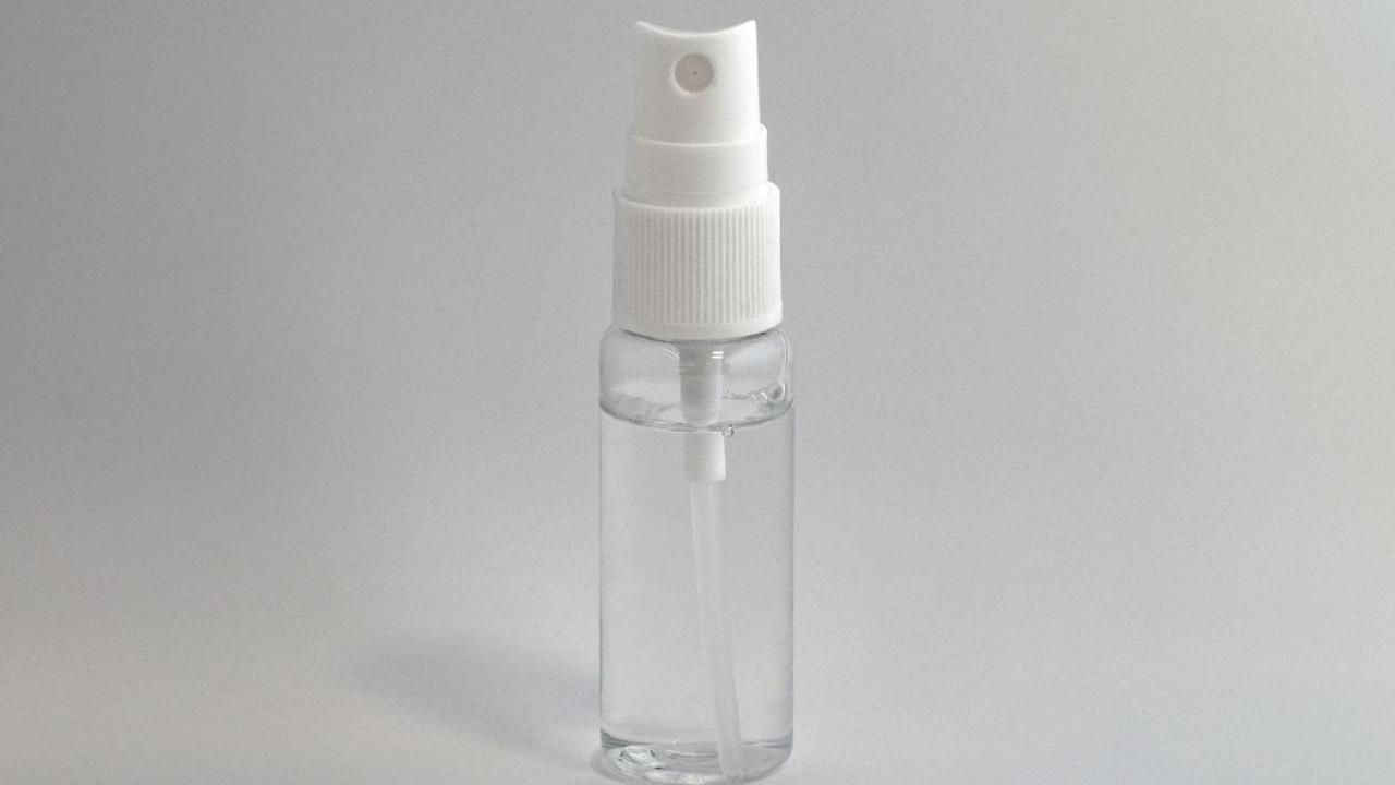 <b>3. Masukkan Cairan ke Botol Semprot</b>