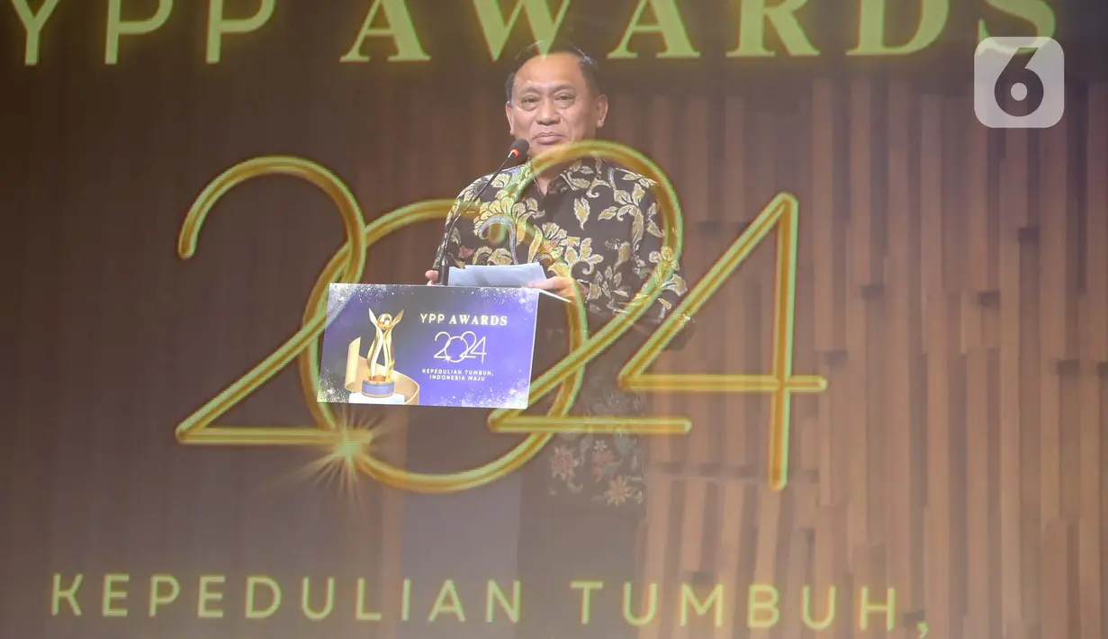 Ketua Umum Yayasan Pundi Amal Peduli Kasih, Komjen Pol (Purn) Imam Sudjarwo memberikan sambutan jelang pemberian YPP Award 2024 di Jakarta, Jumat (15/11/2024). (Liputan6.com/Helmi Fithriansyah)