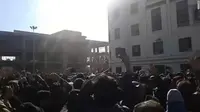 Demonstrasi di Iran yang berawal pada Kamis, 28 Desember 2017. Demo dilaporkan terjadi berlarut-larut dan menyebar ke beberapa kota (screengrab)