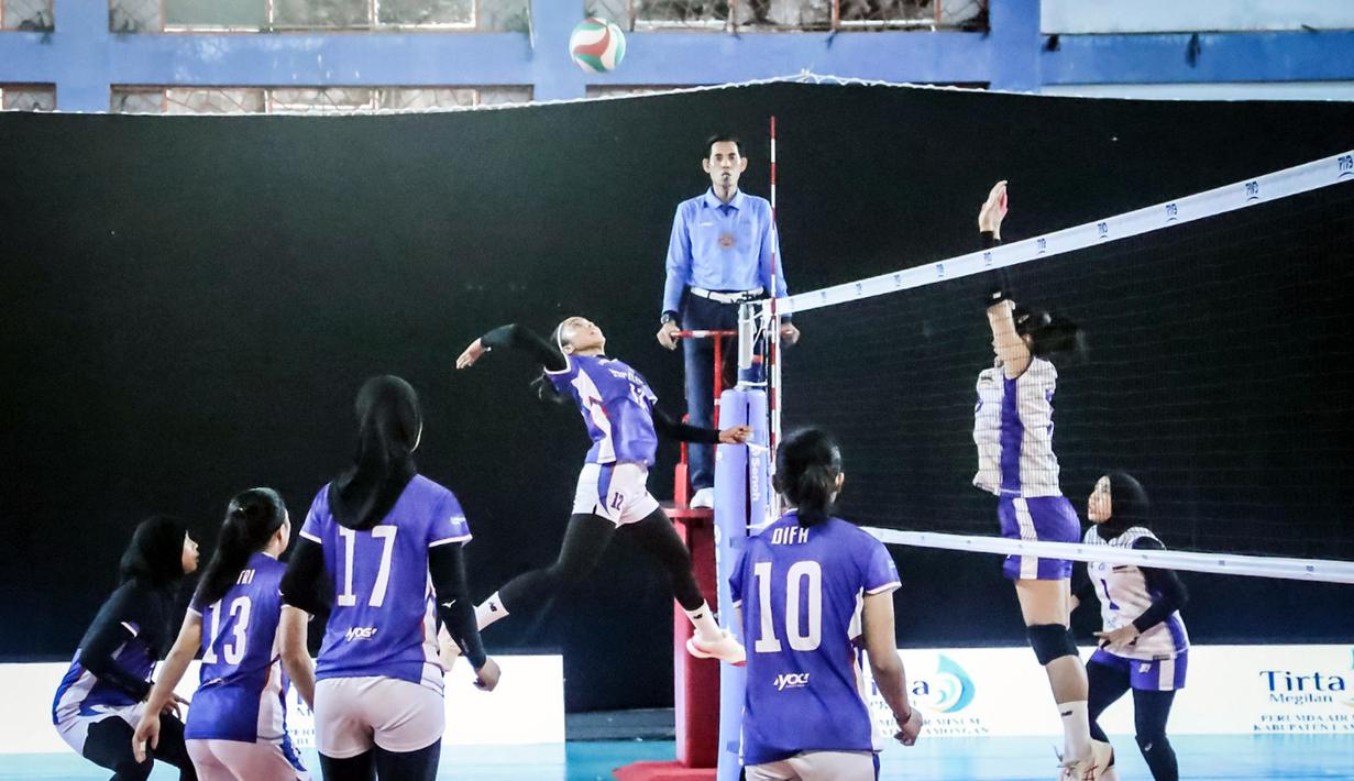 Kedelapan tim putri yang memastikan berlaga di perempat final antara lain Yuso Yogyakarta, Vobgard TNI AD, Baramuda Indonesia Ciakar, Vita Solo, Ganevo Yogya, Triple's, Mabes TNI, dan Bengkulu Jaya. (Dok. PBVSI)