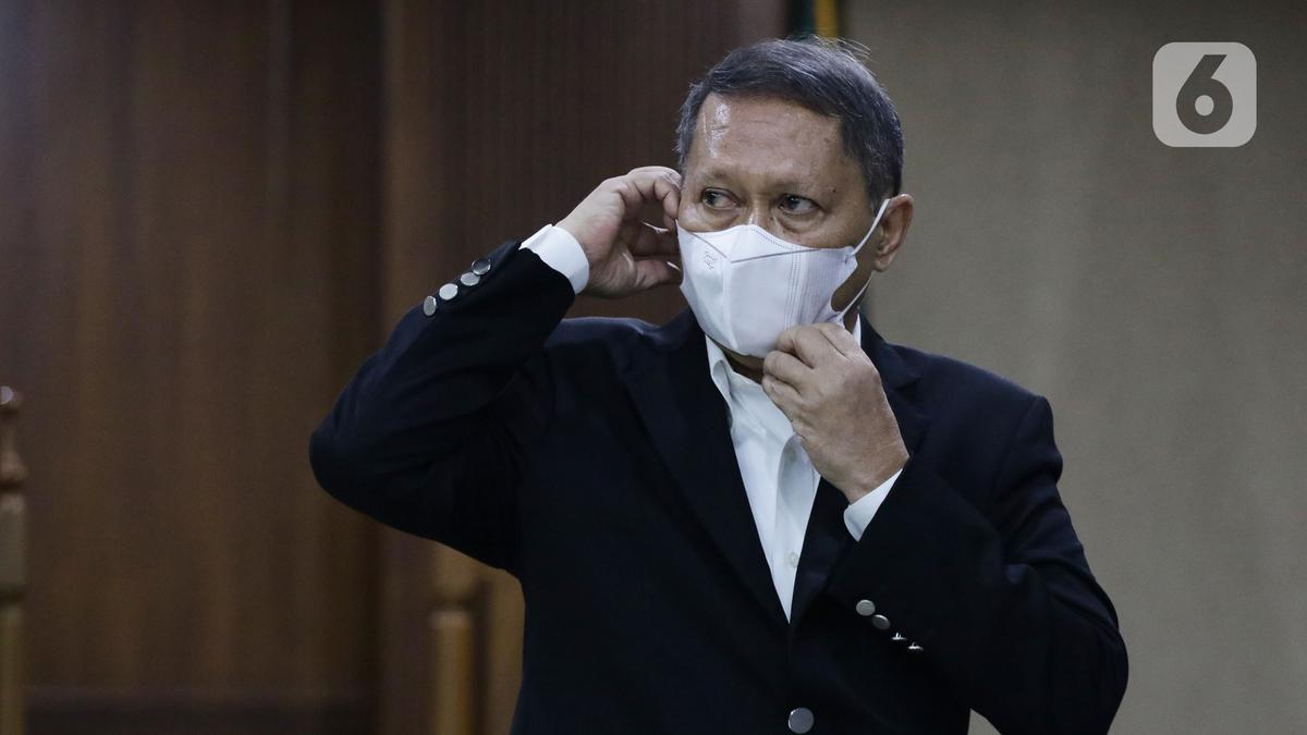 KPK Jebloskan Eks Dirut Pelindo RJ Lino ke Lapas Cipinang
