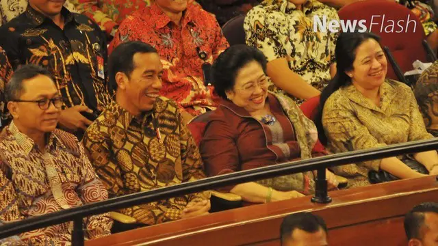 Guyonan Megawati membuat Presiden Joko Widodo dan undangan lain tertawa.
