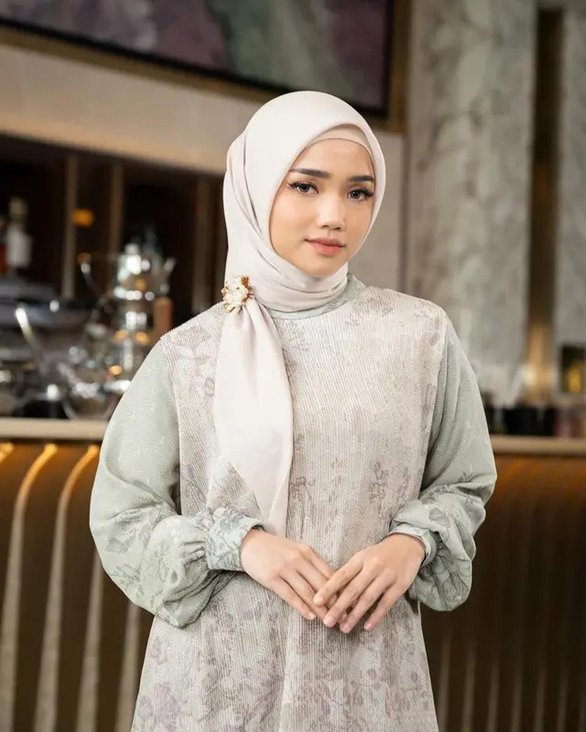 5 Tren Hijab 2025 yang Lagi Hits, Bikin Kamu Makin Stylish!