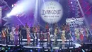 Piagam penghargaan dari MURI sendiri langsung diserahkan kepada Direktur Utama PT Indosiar Visual Mandiri, Imam Sujarwo dengan disaksikan langsung oleh legenda dangdut Rhoma Irama dan para kontestan LIDA. (Bambang E Ros/Bintang.com)