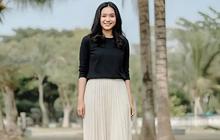 Inspirasi Mix & Match Outfit Kemeja Hitam, Tampil Stylish dan Anti Gagal
