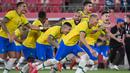 Timnas U-23 Brasil pastikan tiket final setelah kalahkan Meksiko di babak adu pinalti. Pertandingan semifinal tersebut merupakan duel para juara Olimpiade, dimana Brasil adalah juara bertahan Olimpiade Rio 2016 dan Meksiko merupakan juara Olimpiade London 2012. (Foto: AFP/Martin Bernetti)
