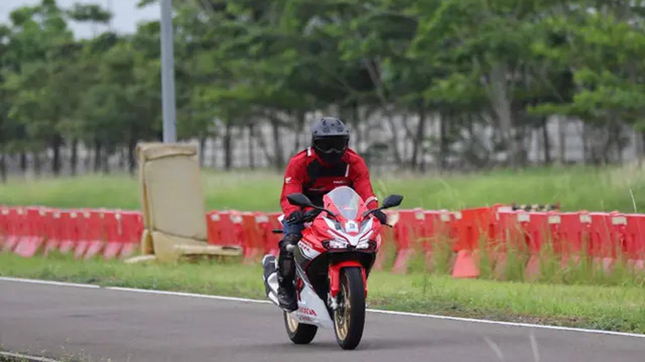 Harga Honda CBR250RR Terbaru Mei 2025, Lengkap dengan Fitur Unggulannya