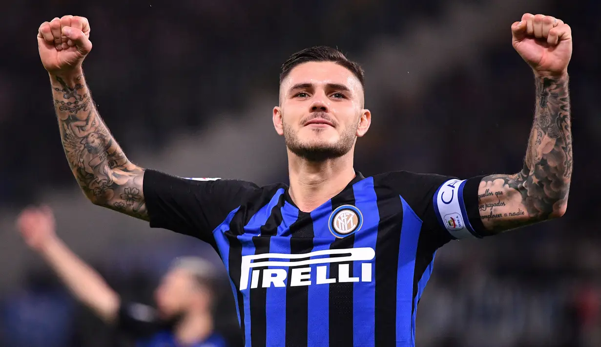 Mauro Icardi. Striker Argentina milik PSG berusia 29 tahun ini total mencetak 6 kali hattrick di serie A, 5 kali saat berseragam Inter Milan dan sekali bersama Sampdoria. Hattrick terakhir saat ia menyumbang 4 gol (quattrick) kala Inter menang 5-0 atas Sampdoria (18/3/2018). (AFP/Alberto Pizzoli)