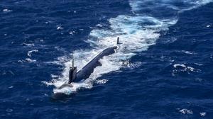 Operasi Dini Hari di Selat Hormuz, Iran Klaim Tangkap Drone Kapal Selam AS