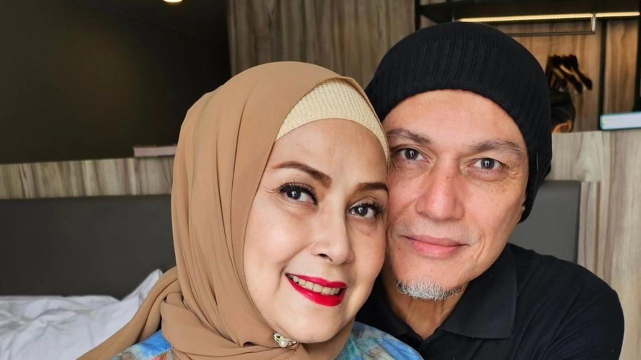 Romantis diusia Pernikahan ke 30 Tahun