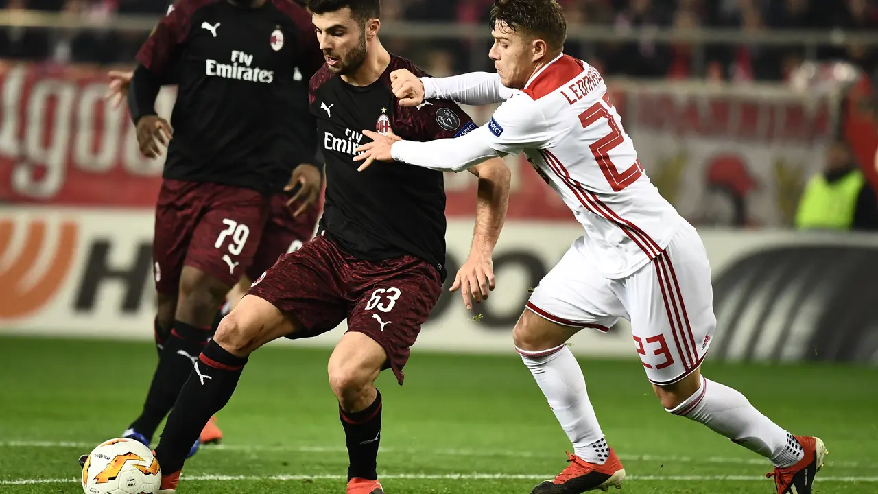 Olympiakos Piraeus v AC Milan