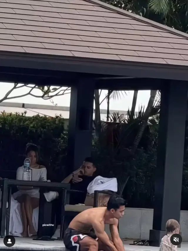 6 Potret di Balik Layar Jennifer Coppen dan Justin Hubner Bikin Video