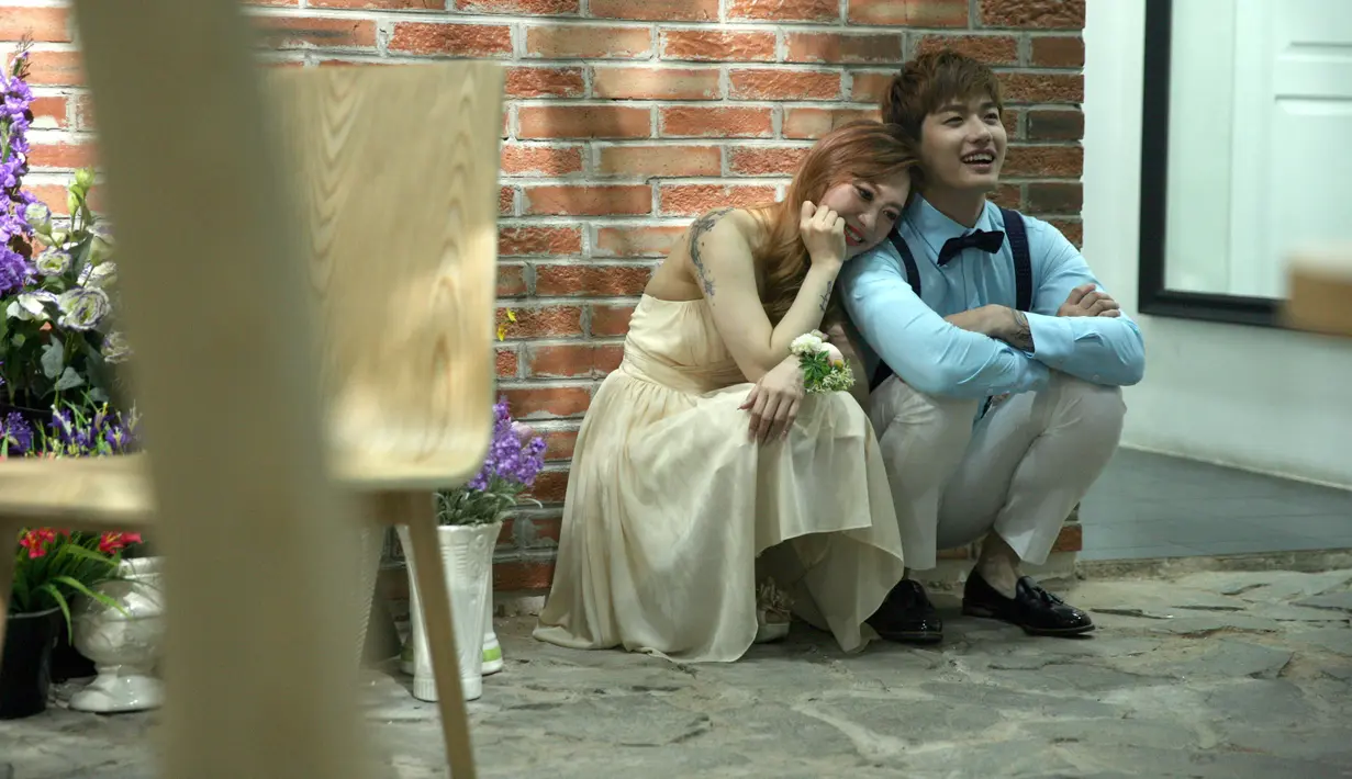 Selain faktor orang tua, dan padatnya pekerjaan yang sudah didepan mata untuk beberapa bulan kedepan. Satu lagi karena anak kedua MOA yang sering kali menanyakan pria asal Korea ini. (Nurwahyunan/Bintang.com)