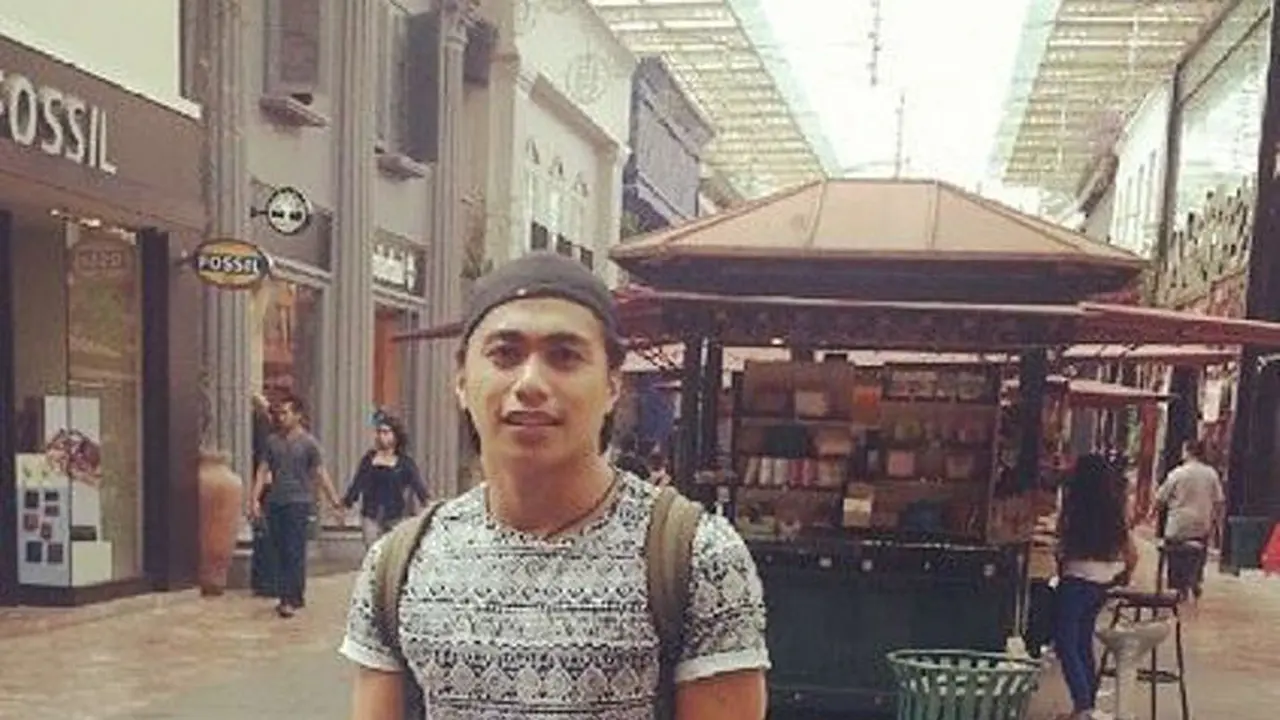 Selfie Tomboy a la Aprilia Santini, Atlet Voli Sea Games 2015