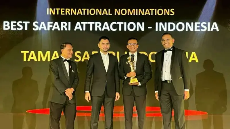 Taman Safari Indonesia dianugerahi untuk kategori Pelestarian Satwa Liar Terbaik oleh Malaysian Association of Theme Parks and Family Attractions (MATFA)