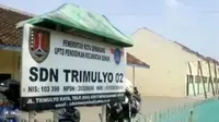 Proyek Sekolah Mangkrak, Siswa SD Trimulyo Belajar di Balai Desa