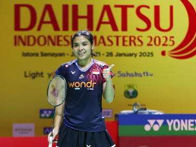 Tunggal putri Indonesia, Gregoria Mariska, melangkah ke perempat final Indonesia Masters 2025. (Bola.com/Abdul Aziz)