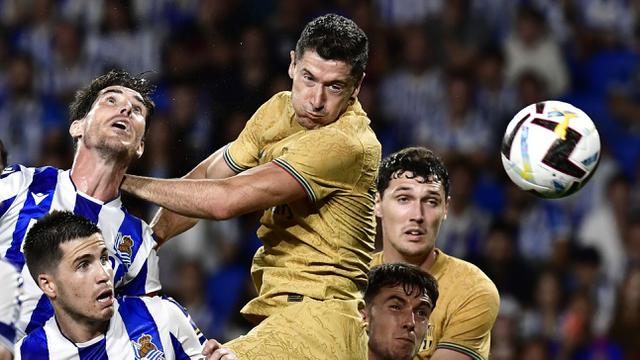 Foto: Robert Lewandowski Cetak Dua Gol Perdana di Liga Spanyol, Mulai Buktikan Ketajamannya Bersama Barcelona