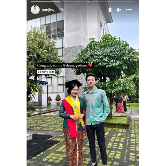 6 Potret Erina Gudono Hadiri Wisuda Adiknya, Tidak Didampingi Kaesang Pangarep