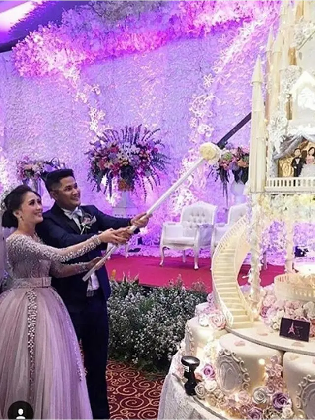 [Bintang] Ryana Dea dan Puadin Redi