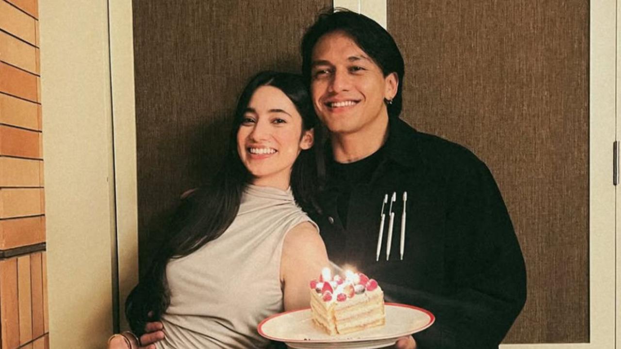 9 Potret Kejutan Ulang Tahun Jefri Nichol Ulang Tahun ke-26 dari Sang Kekasih, Kini Berani Pamer Kemesraan dengan Ameera Khan