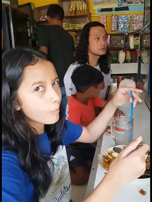 [Instagram/dwisasono]