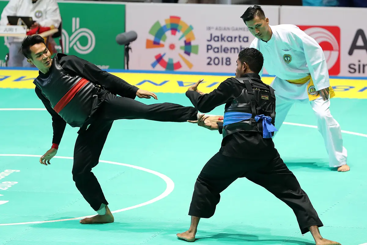 Pesilat Indonesia, Komang Harik Adiputra