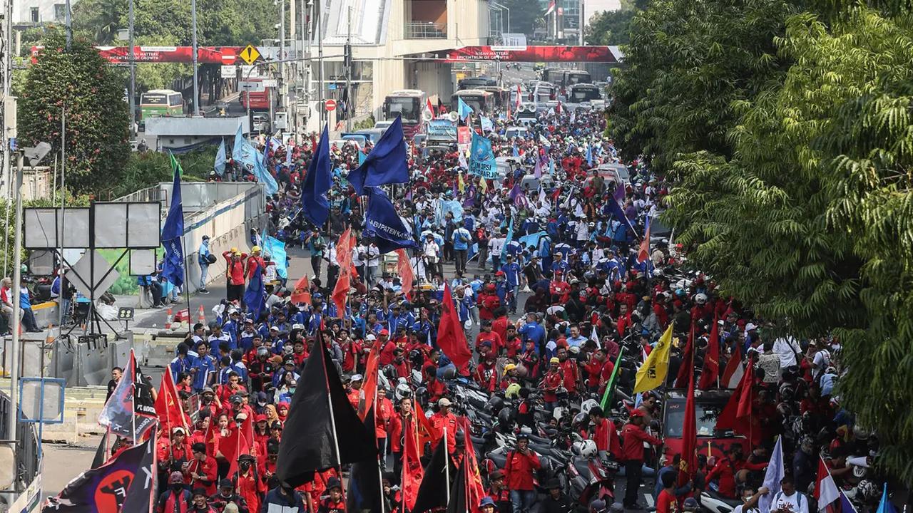 "Secara persentase, paling tinggi adalah kenaikan UMP di Sulawesi Tengah dengan 8,73 persen. Sementara itu, kenaikan paling rendah tercatat ada di Provinsi Gorontalo dengan 1,19 persen."