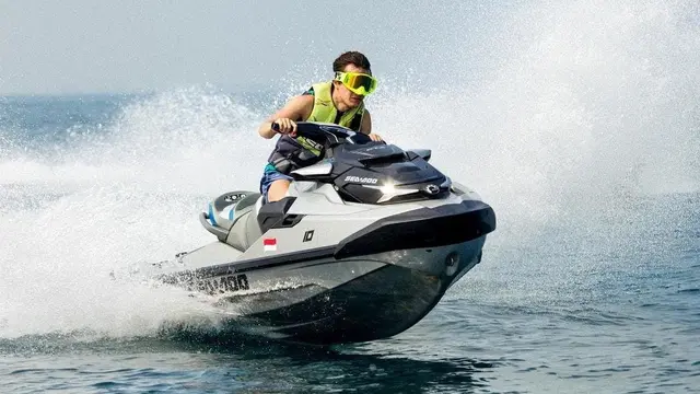 Arya Vasco dan Cinta Laura diduga tengah jalin hubungan asmara