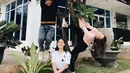 Mischa Chandrawinata yang berstatus jomblo sering dikabarkan cinlok. Mulai dari Cut Syifa hingga dengan Angela Gilsha. (FOTO: instagram.com/mischach)