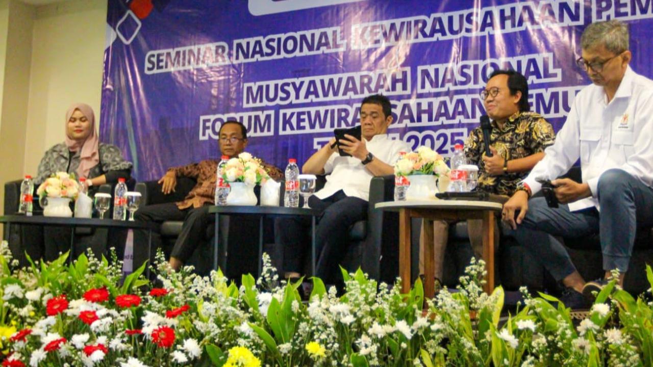 Wamendes Lapor Komdigi, Website Pribadi Diretas jadi Situs Judi Online 'Janji Gacor