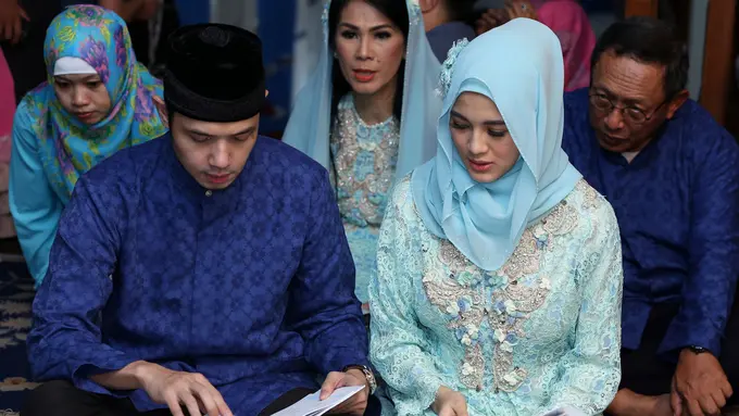 Alyssa Seobandono dan Dude Harlino