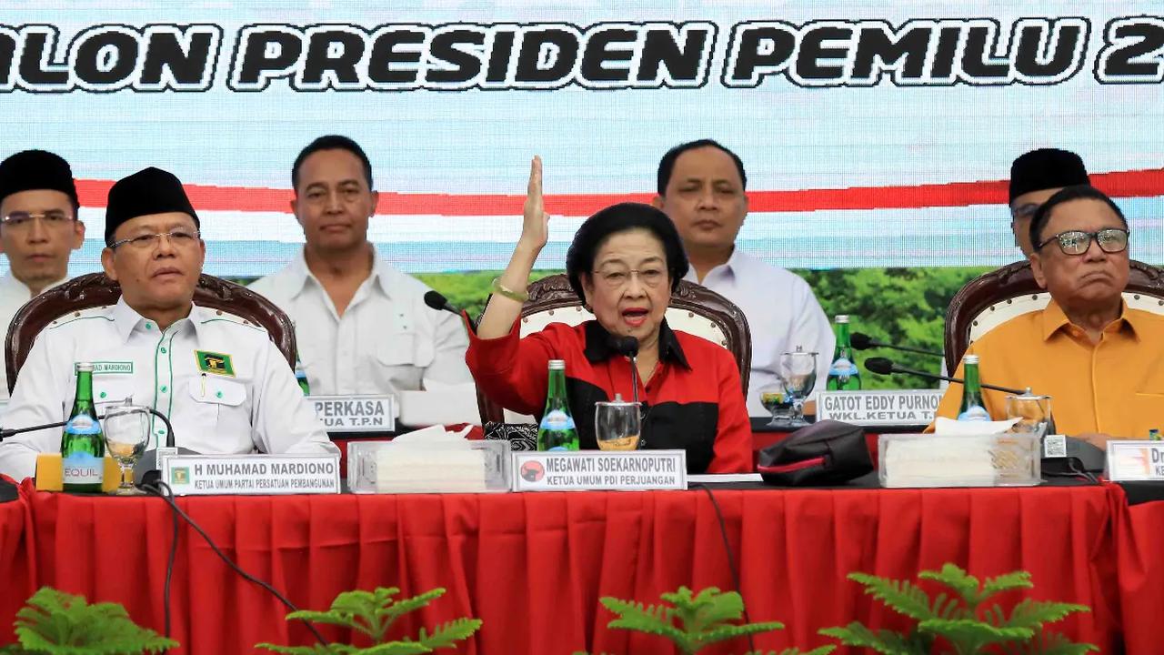 Untuk menggantikan posisi Gibran apabila bergabung Golkar atau menjadi bakal cawapres Prabowo, TPN-GP membuka pintu bagi anak muda maupun profesional bergabung.<br>