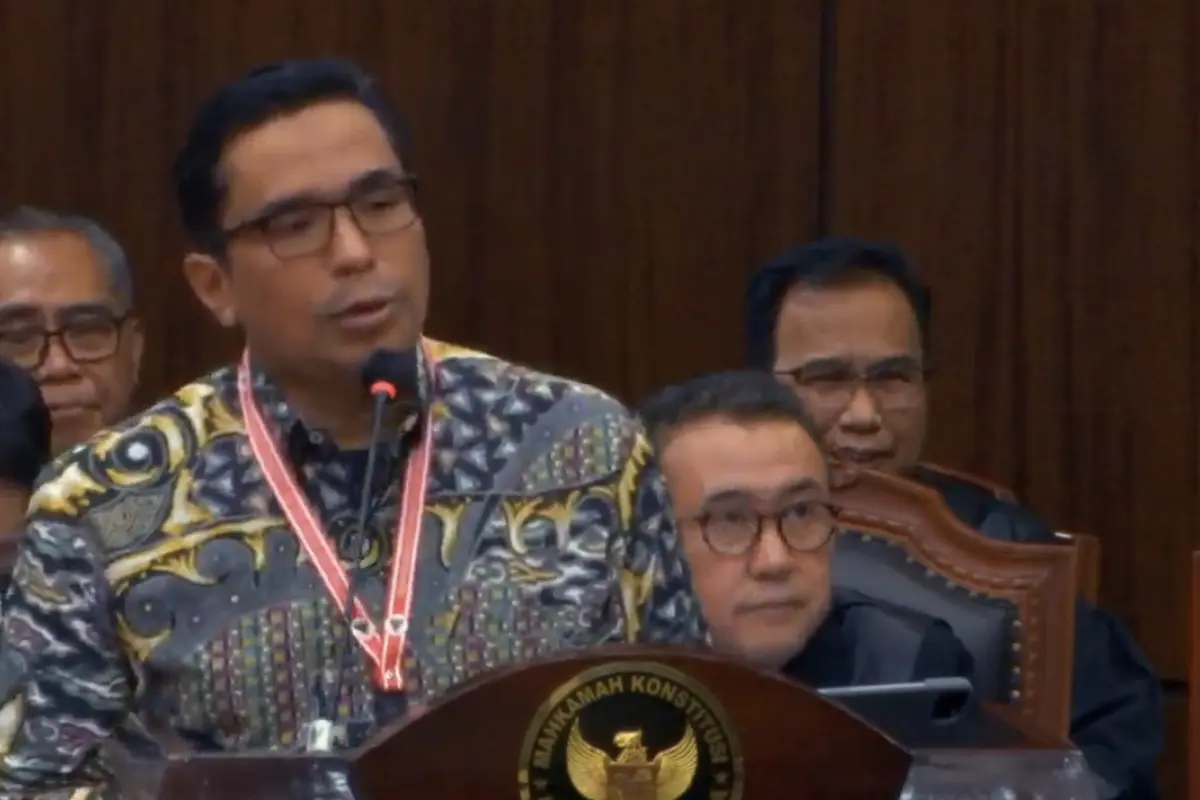Mahkamah Konstitusi (MK) menggali keterangan saksi dan ahli dari pemohon 2 yaitu Tim Hukum Ganjar-Mahfud, Selasa (2/4/2024)