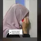 Viral Video Siti Atikob Menangis di Dinding, Benarkah karena Perolehan Suara Ganjar Pranowo di Pemilu 2024?&nbsp; foto: TikTok @abisyakbar