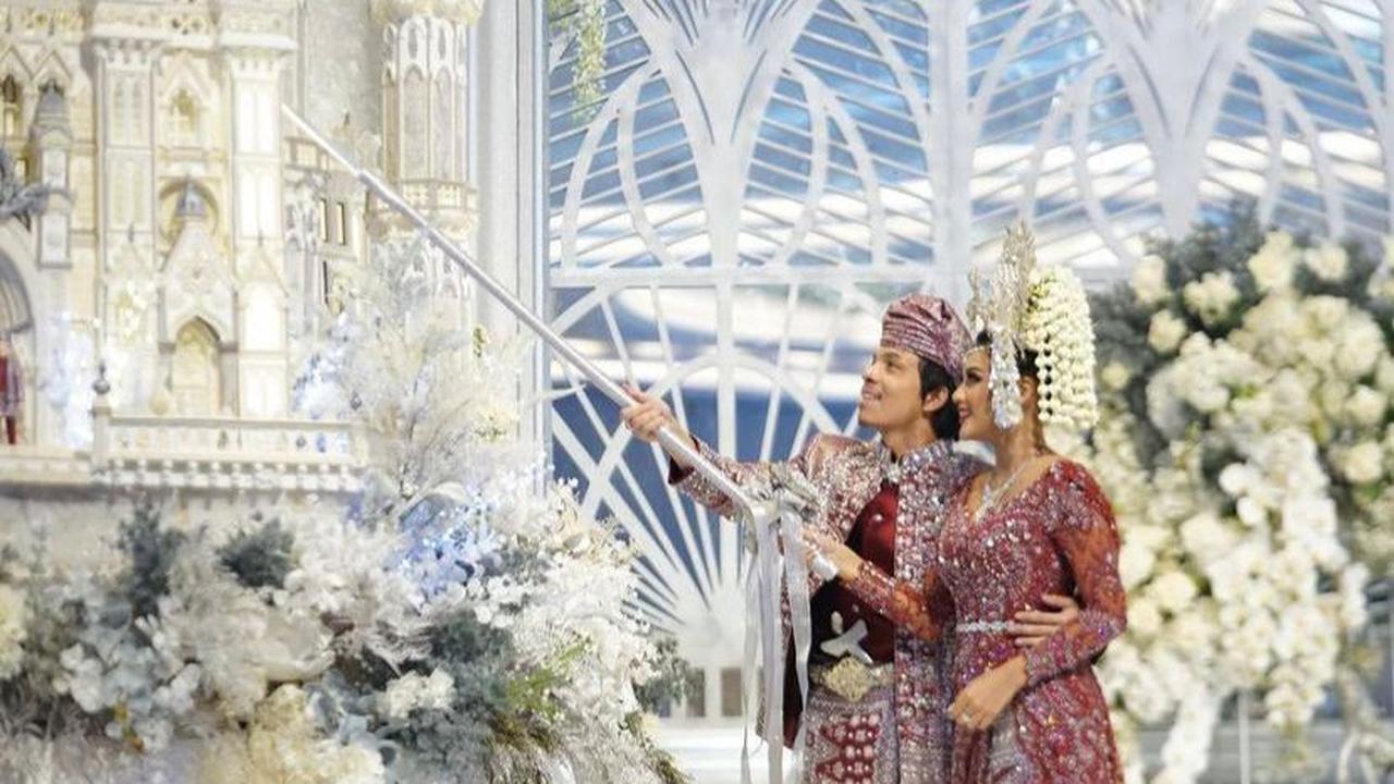 <br>1. Atta Halilintar-Aurel Hermansyah<br>