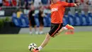 Pemain depan Manchester United, Wayne Rooney, berlatih di Rose Bowl, Pasadena, Amerika Serikat, (22/7/2014), sehari jelang berlaga kontra LA Galaxy. (Jayne Kamin-Oncea-USA TODAY Sports)