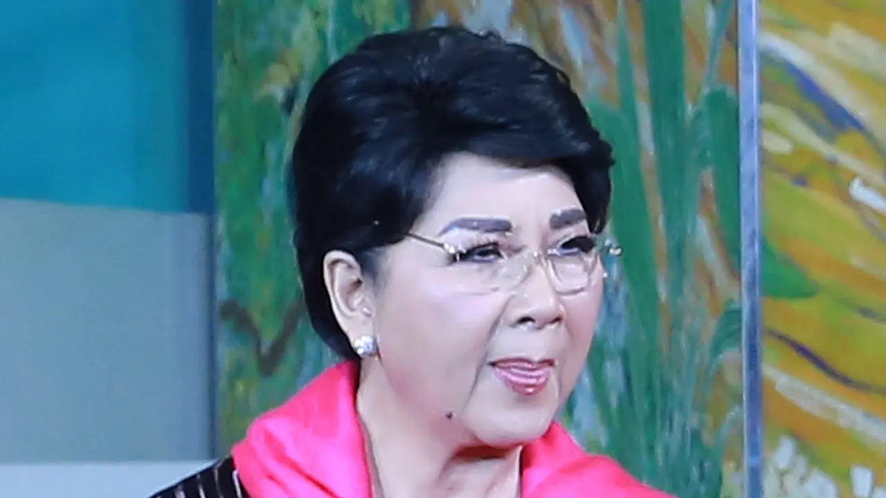 [Bintang] Titiek Puspa