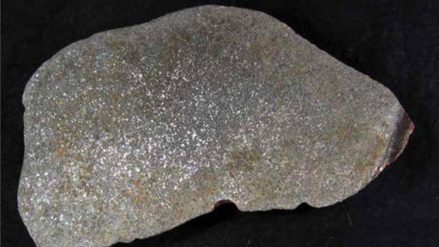 Batu Meteorit Berusia 4.6 Miliar Tahun