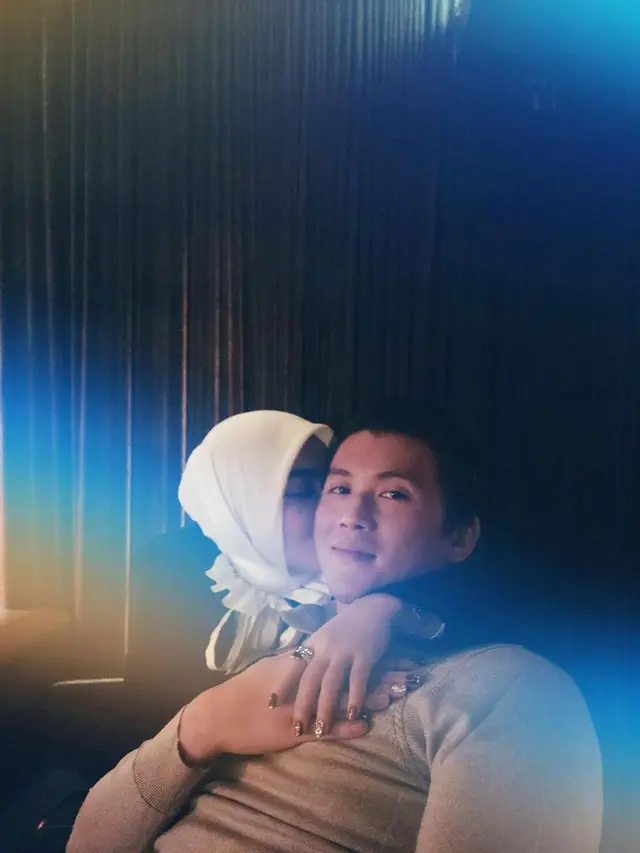 Syahrini dan Reino Barack mesra (Instagram/princessyahrini)