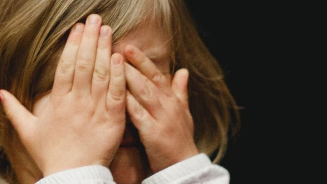 Mengerikan! Paedofil Ubah Ribuan Foto Seleb Jadi Anak-anak Pakai AI Terungkap di Dark Web