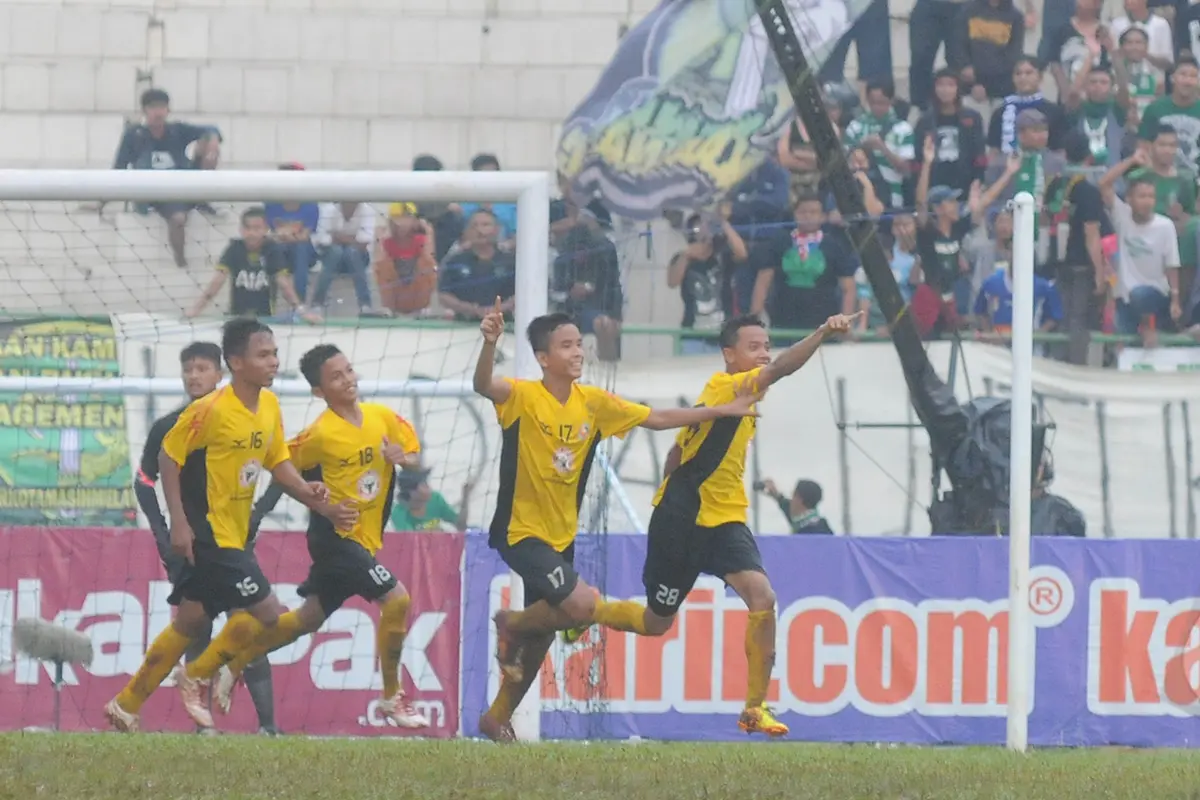 Timnas U-16 Bemain Imbang Dengan Semen Padang U-16