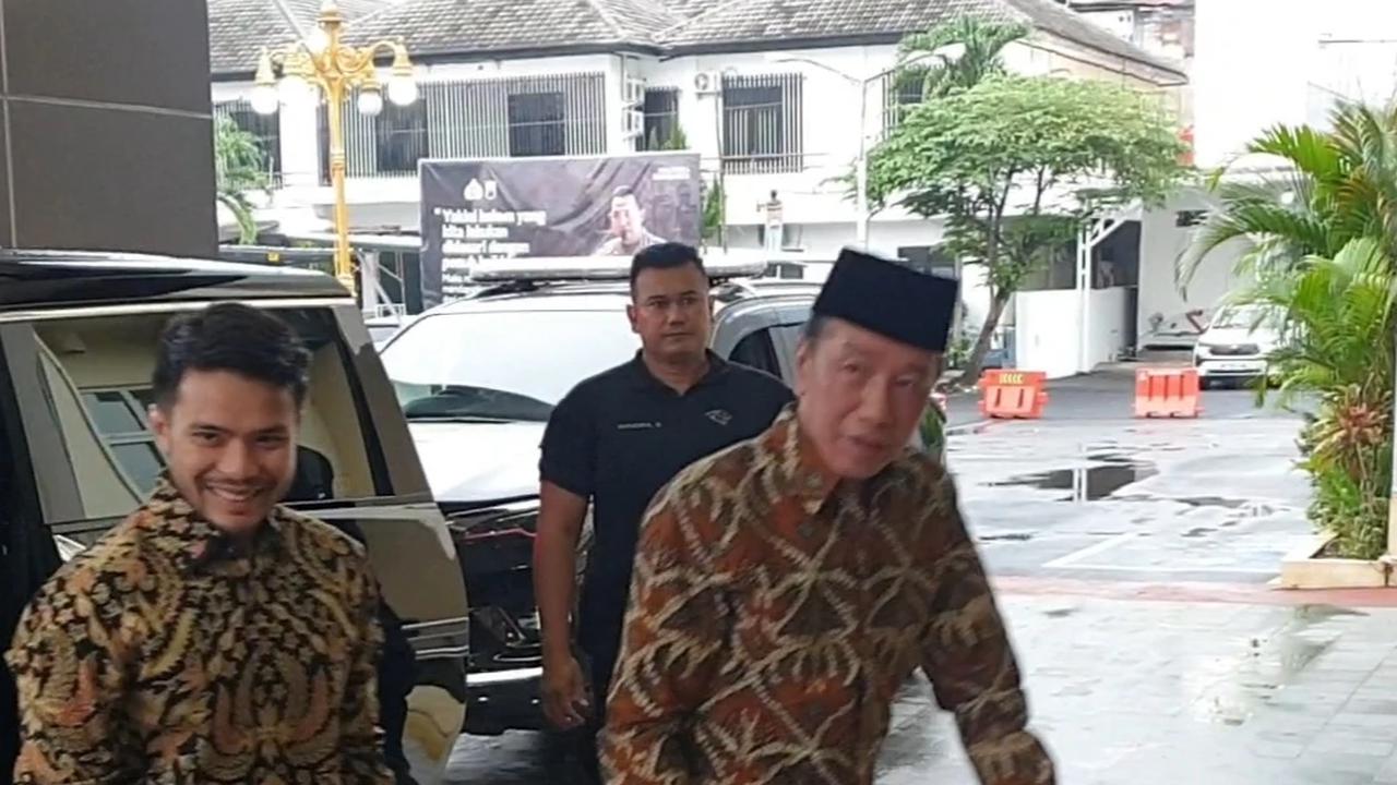 Jokowi Datangi Polresta Solo