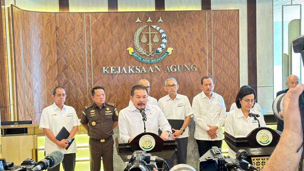 Dalam laporan ini, dijelaskan terdapat empat perusahan yang merupakan peminjam dana atau debitur bersamalah dari LPEI yang terindikasi adanya fraud atau dugaan tindak pidana.<br>