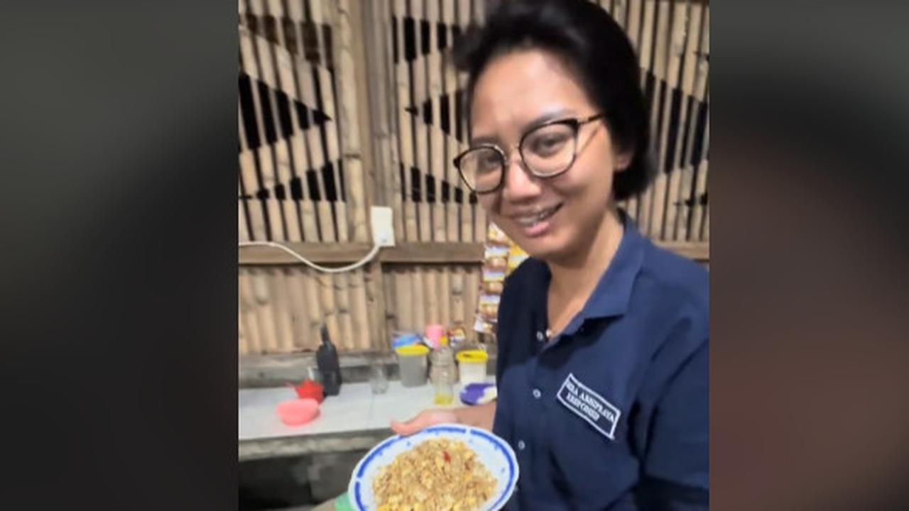 Niat Beli Makan di Dekat Posko Pengungsian, Wanita Ini Justru Disuruh Masak Nasi Goreng Sendiri oleh Pemilik Warung