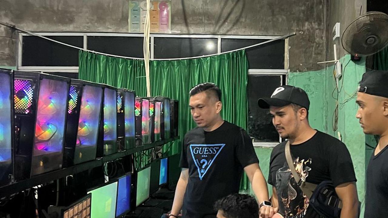 Komplotan Pembuat dan Penjual Akun Judi Online Beromzet Rp18 M Digulung Polisi, 32 Orang Diamankan