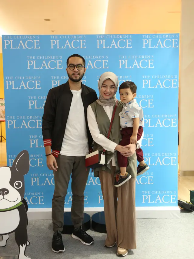 [Bintang] Busana anak